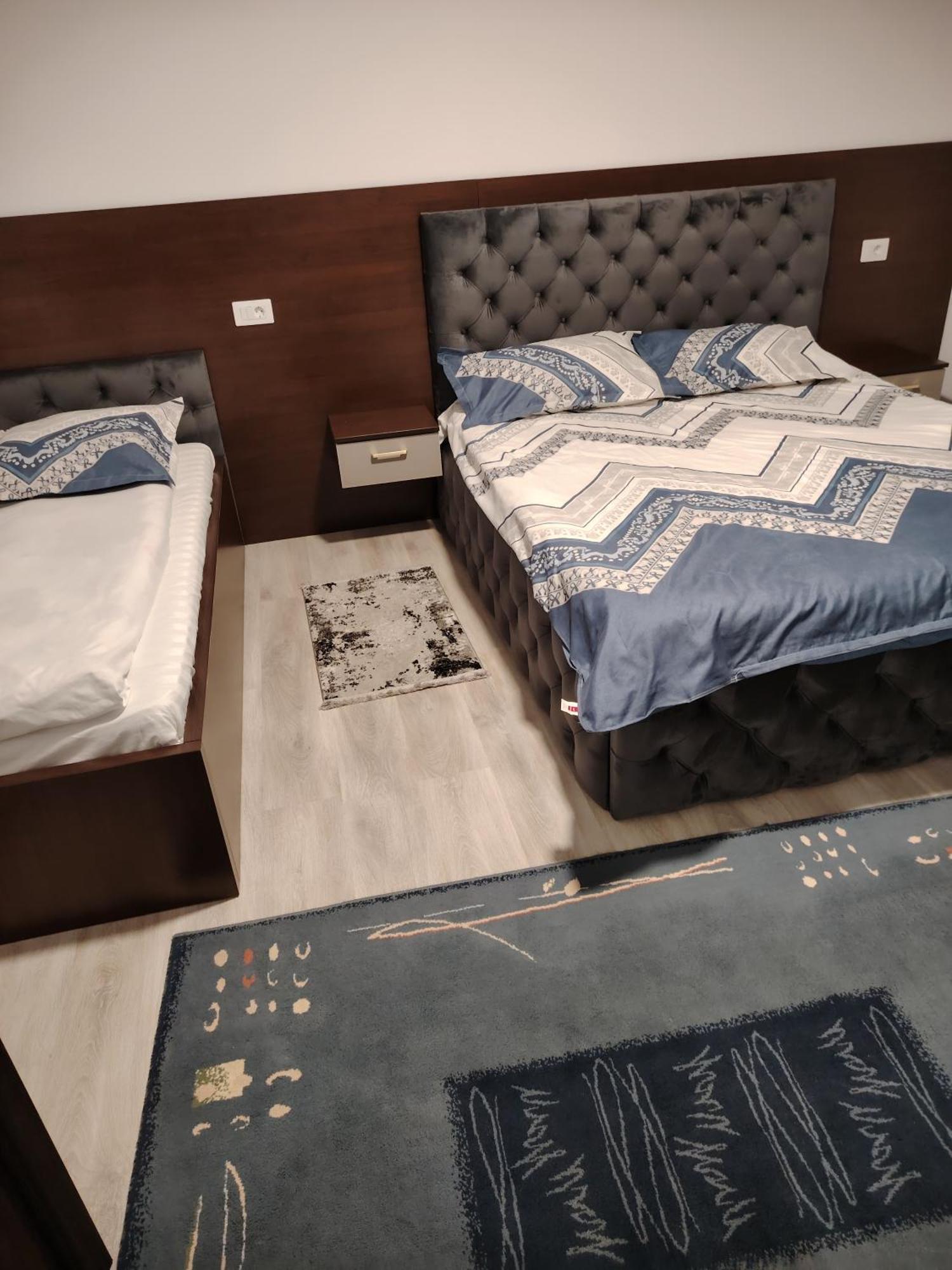 Ge-Lux Villa Incesti ภายนอก รูปภาพ